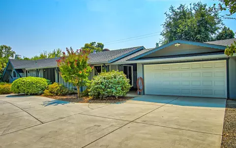 657 Gary Ct, Redding, CA 96002 photo 2