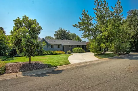 657 Gary Ct, Redding, CA 96002 photo 1