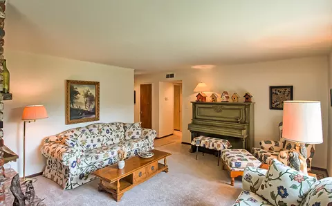 657 Gary Ct, Redding, CA 96002 photo 5