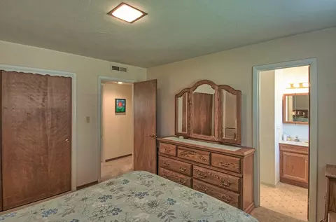 657 Gary Ct, Redding, CA 96002 photo 19