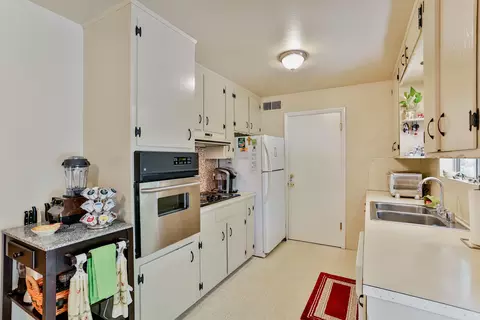 2530 S Waverly Ave, Redding, CA 96001 photo 15
