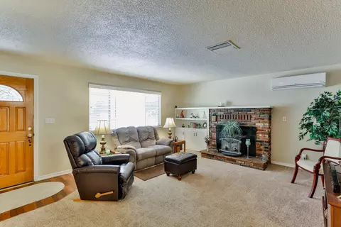 2530 S Waverly Ave, Redding, CA 96001 photo 3