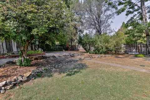 2530 S Waverly Ave, Redding, CA 96001 photo 34