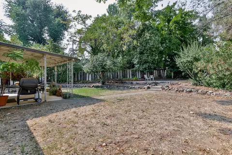 2530 S Waverly Ave, Redding, CA 96001 photo 32