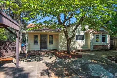 1313 Walnut Ave, Redding, CA 96001 photo 1