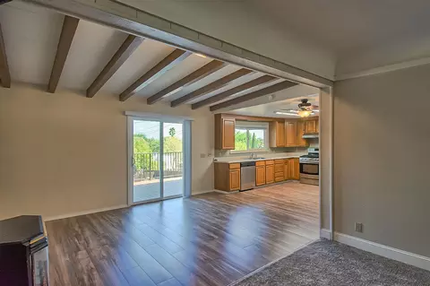 1313 Walnut Ave, Redding, CA 96001 photo 6
