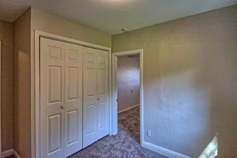1313 Walnut Ave, Redding, CA 96001 photo 18
