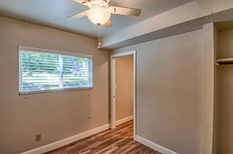 1313 Walnut Ave, Redding, CA 96001 photo 14