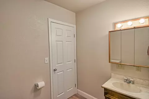 1313 Walnut Ave, Redding, CA 96001 photo 13