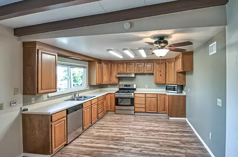 1313 Walnut Ave, Redding, CA 96001 photo 8