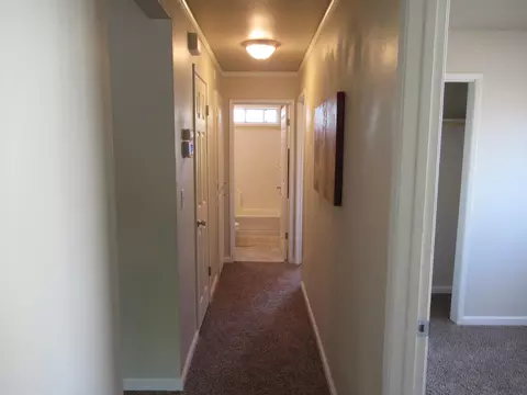 2326 Corona, Redding, CA 96002 photo 7