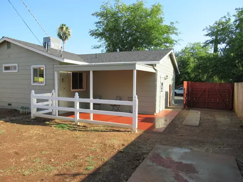 2326 Corona, Redding, CA 96002 photo 10