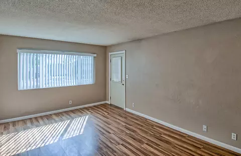3584 Alta Mesa Dr, Redding, CA 96002 photo 4