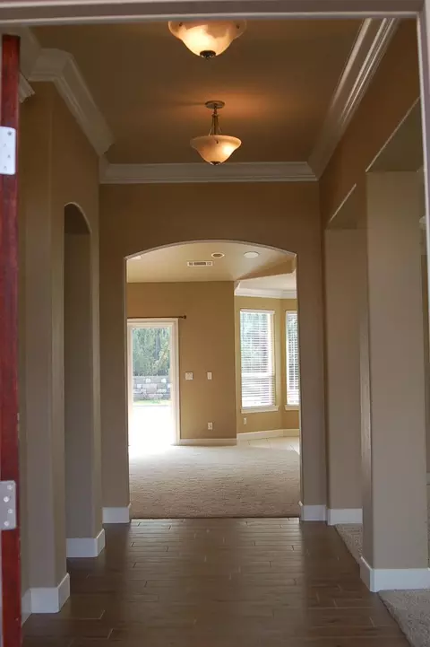 19319 Titleist Way, Redding, CA 96003 photo 2