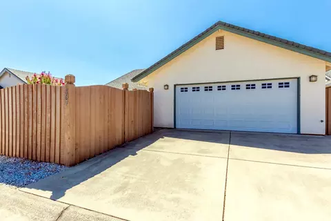 367 Franciscan Trl, Redding, CA 96003 photo 24