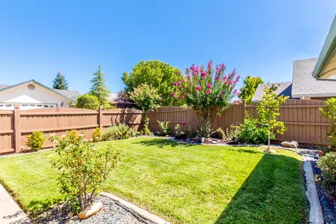 367 Franciscan Trl, Redding, CA 96003 photo 23