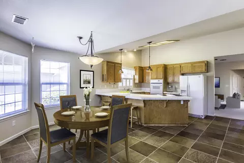 367 Franciscan Trl, Redding, CA 96003 photo 4
