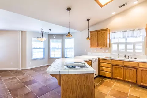 367 Franciscan Trl, Redding, CA 96003 photo 5