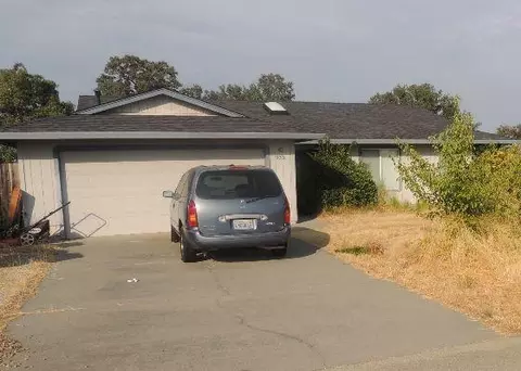 933 Partridge Dr, Redding, CA 96003 photo 1