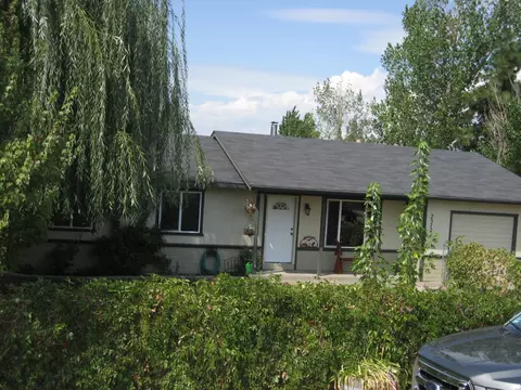 25722 Haney View Dr, Fall River Mills, CA 96028 photo 2