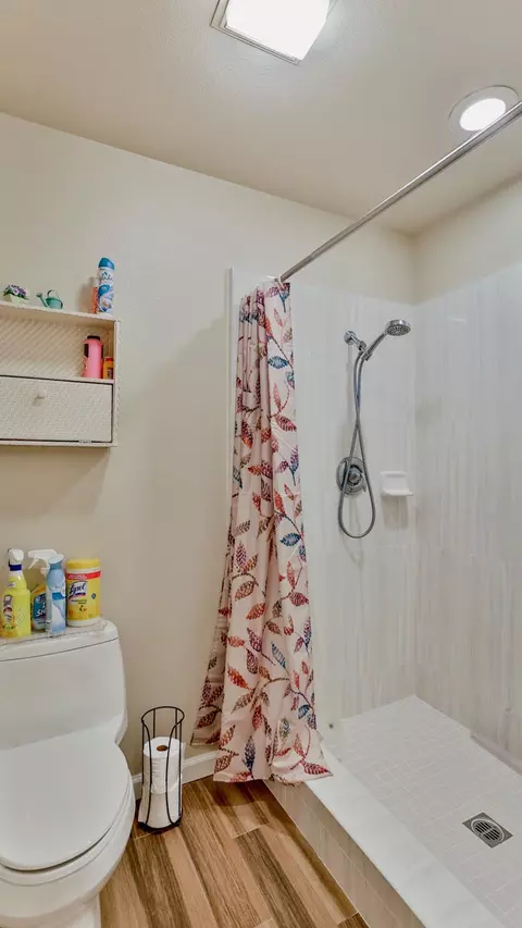 2298 Castlewood Dr, Redding, CA 96002 photo 15