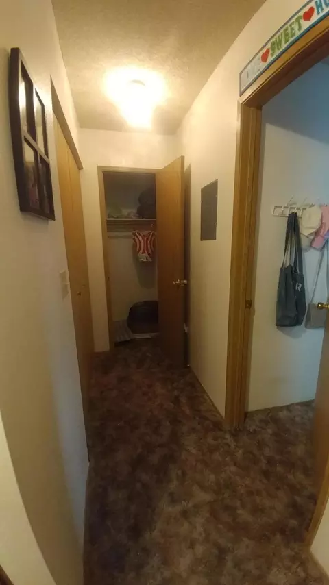 2556 Sabre Ct, Redding, CA 96002 photo 7