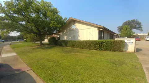 2556 Sabre Ct, Redding, CA 96002 photo 11