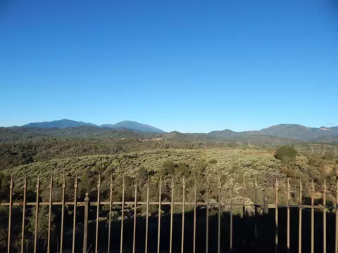 822 Coggins St, Redding, CA 96003 photo 70