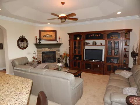 822 Coggins St, Redding, CA 96003 photo 21