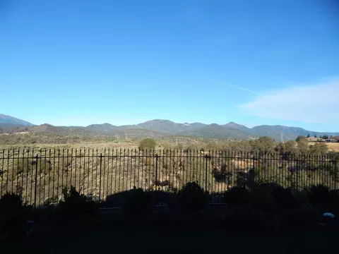 822 Coggins St, Redding, CA 96003 photo 73