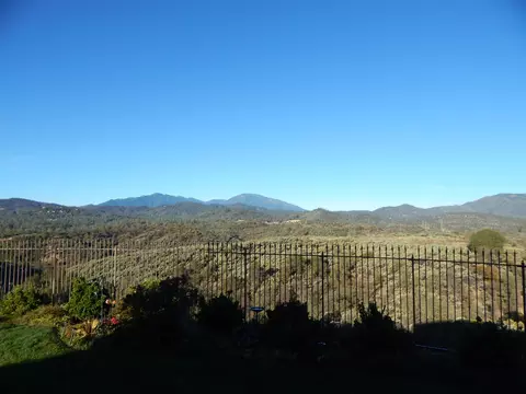 822 Coggins St, Redding, CA 96003 photo 72