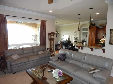 822 Coggins St, Redding, CA 96003 photo 19