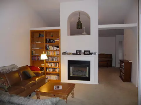 5877 Fairmont Dr, Redding, CA 96003 photo 9
