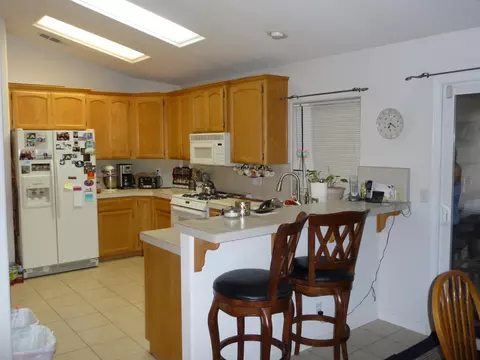 5877 Fairmont Dr, Redding, CA 96003 photo 10