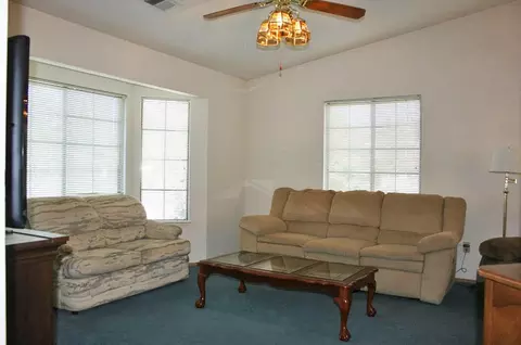1204 Whistling Dr, Redding, CA 96003 photo 3