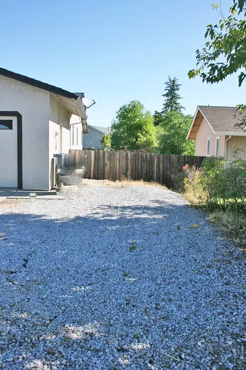 1204 Whistling Dr, Redding, CA 96003 photo 29