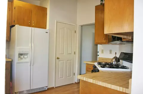 1204 Whistling Dr, Redding, CA 96003 photo 5