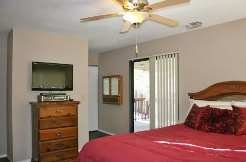1204 Whistling Dr, Redding, CA 96003 photo 11