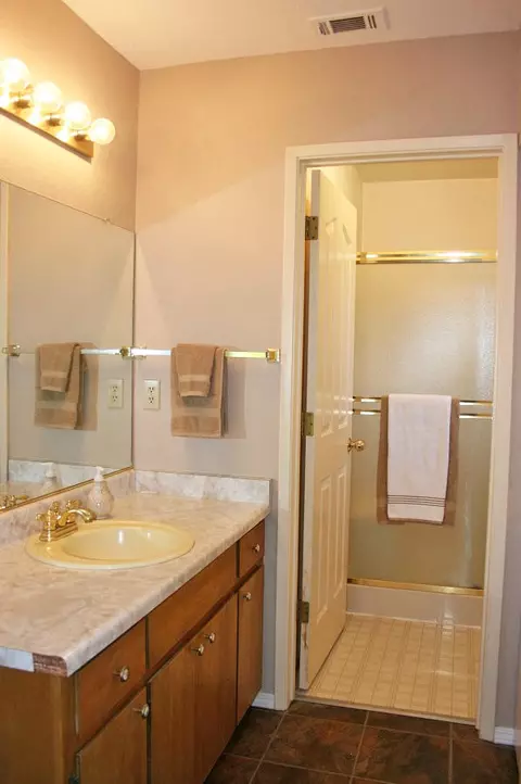 1204 Whistling Dr, Redding, CA 96003 photo 12