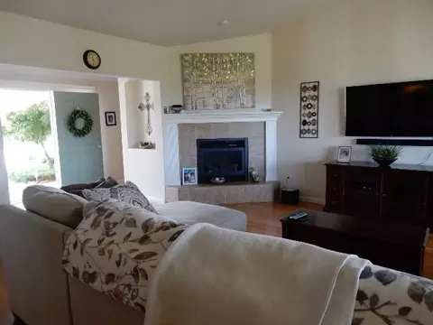 4040 Winter Grn, Redding, CA 96001 photo 5