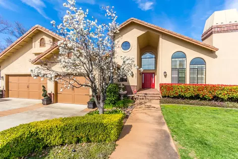 2387 Dartmouth Dr, Redding, CA 96001 photo 1