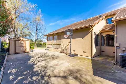 2387 Dartmouth Dr, Redding, CA 96001 photo 34