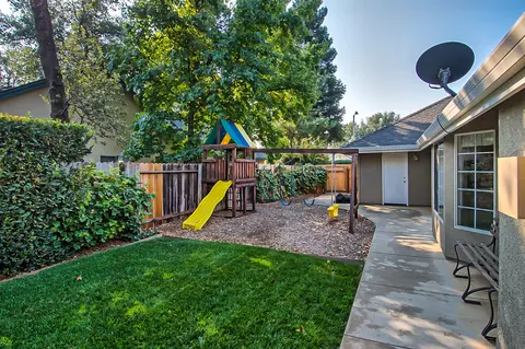 2578 Eastbrook Dr, Redding, CA 96002 photo 28