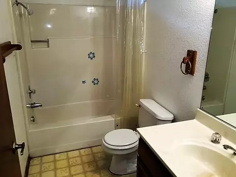 1569 Arroyo Manor Dr, Redding, CA 96003 photo 9