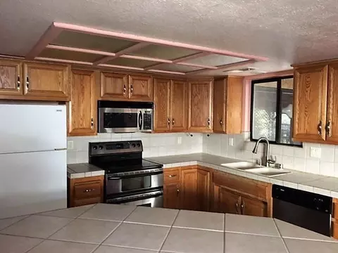 1569 Arroyo Manor Dr, Redding, CA 96003 photo 4