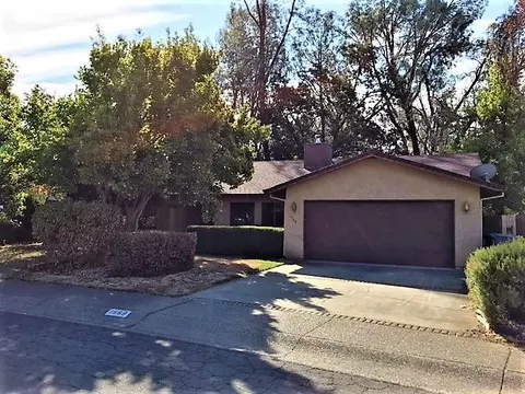 1569 Arroyo Manor Dr, Redding, CA 96003 photo 1