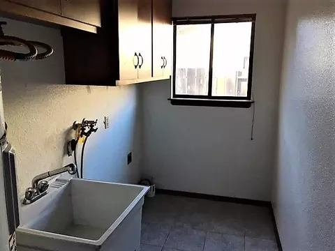 1569 Arroyo Manor Dr, Redding, CA 96003 photo 2