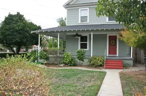 1315 Johnson St, Red Bluff, CA 96080 photo 2