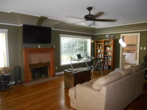 2165 Butte St, Redding, CA 96001 photo 3