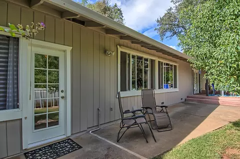 8471 Ranchette Dr, Redding, CA 96001 photo 37